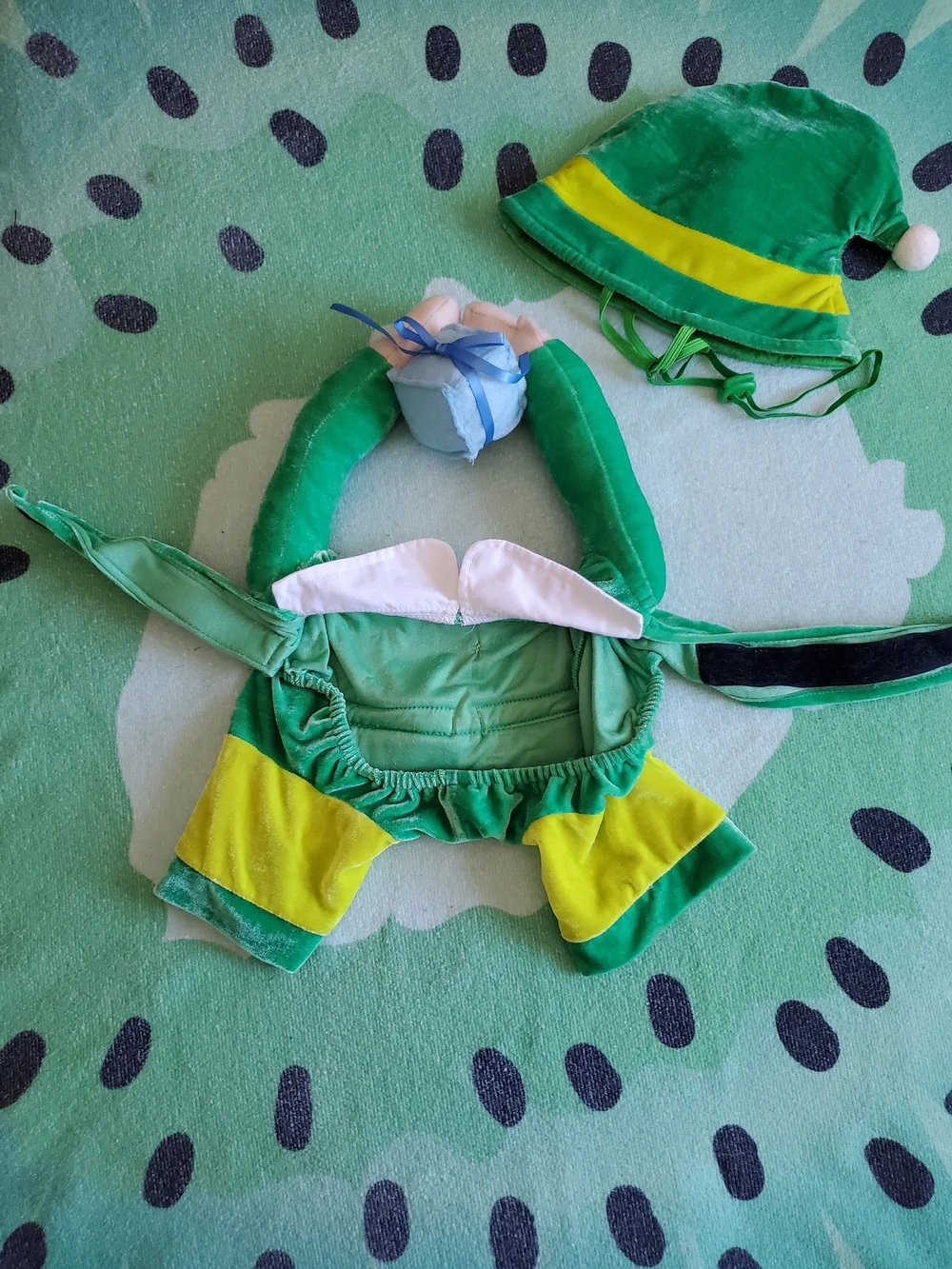 Elf Costume For Dogs - Medium